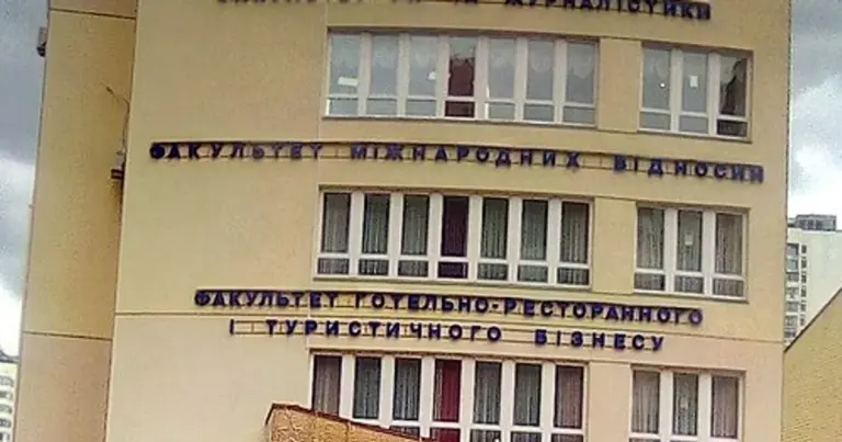 поплавський — UA news