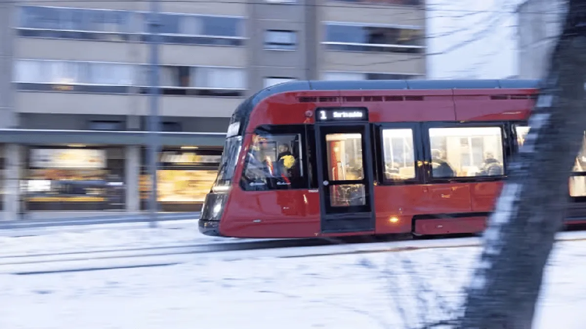 трамвай — UA news