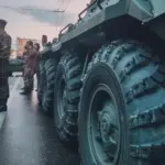 Вооружённые силы: Вооружені сили: Різкий сплеск інтересу до військової служби у Франції